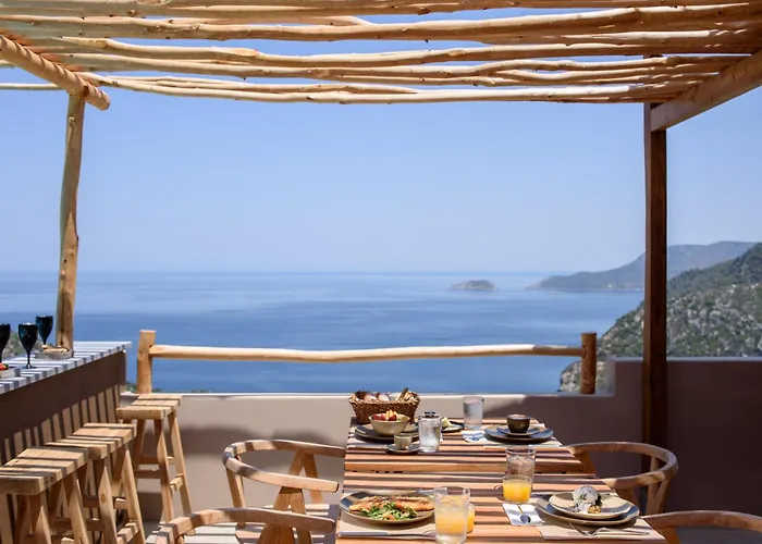 Alonnisos Town Hotels